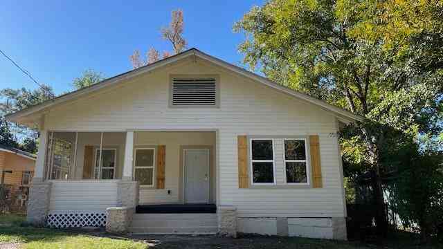 Homes For Sale - 1557 Basil Street<br/> Mobile, AL 36603