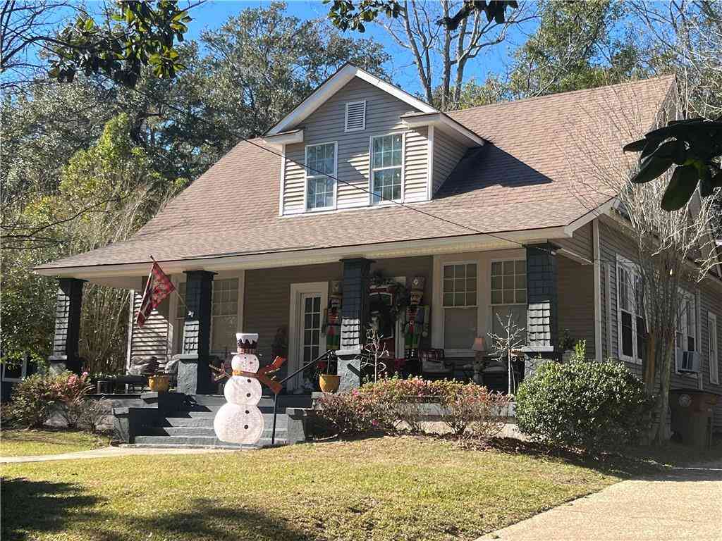 Multifamily For Rent - 122 Glenwood Street<br/> Mobile, AL 36606