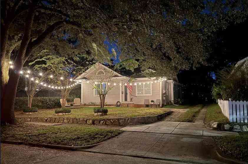 Homes For Sale - 60 Bienville Avenue<br/> Mobile, AL 36606