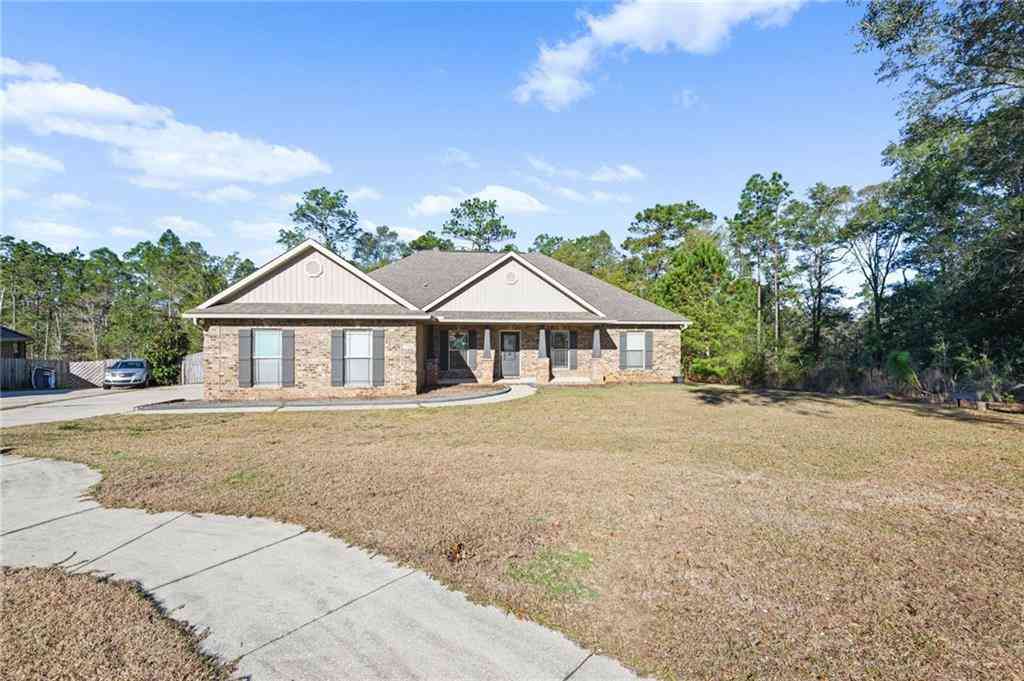 Mobile Home For Sale - 7506 Carlson Court<br/> Mobile, AL 36619