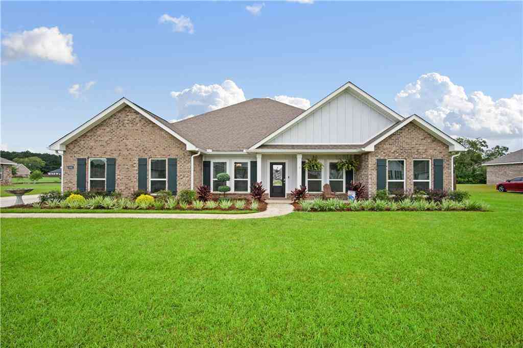 Homes For Sale - 5662 W Orchard Lane<br/> Grand Bay, AL 36541