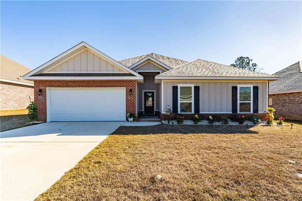 Homes For Sale - 9068 Sweetgum Drive<br/> Saraland, AL 36571