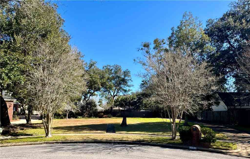 Vacant Land For Sale - 2551 S Muir Woods Court<br/> Mobile, AL 36693
