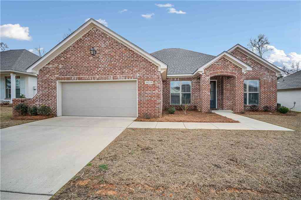Homes For Sale - 10219 Grady Lane<br/> Mobile, AL 36695