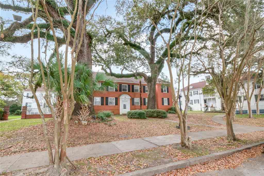 Condo For Sale - 214 Upham Street #17C<br/> Mobile, AL 36607