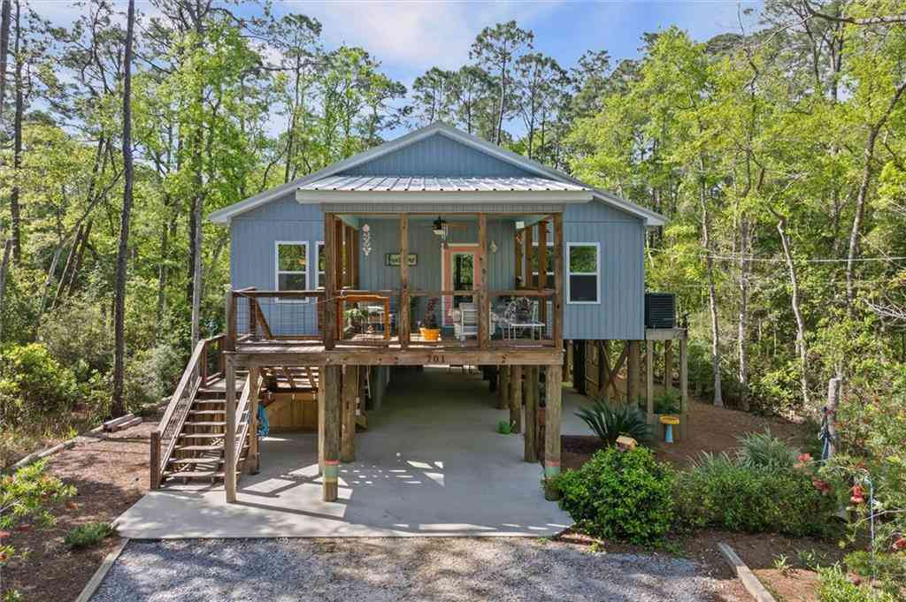 Homes For Sale - 701 Huitres Street<br/> Mobile County, Dauphin Island, AL 36528