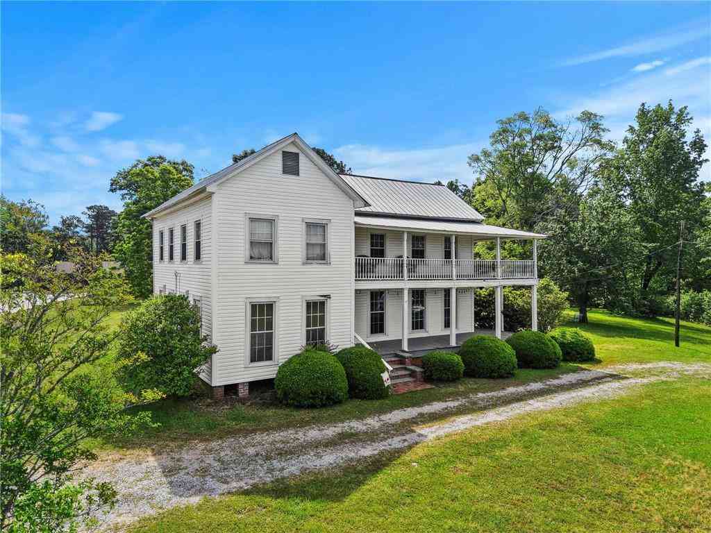 Homes For Sale - 2412 College Avenue<br/> Clarke County, Jackson, AL 36545