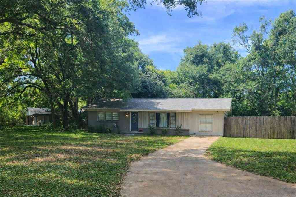 Homes For Sale - 6500 Oaklane Drive<br/> Theodore, AL 36582