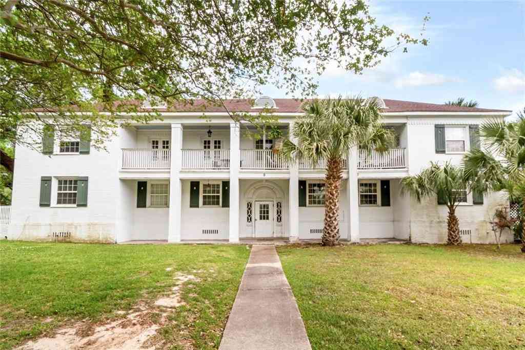 Condo For Sale - 214 Upham Street #3D<br/> Mobile, AL 36607