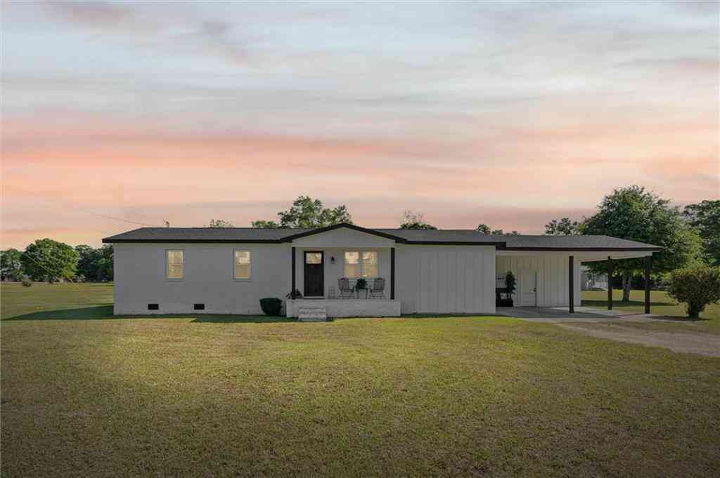 Homes For Sale - 265 Lowery Road<br/> Atmore, AL 36502