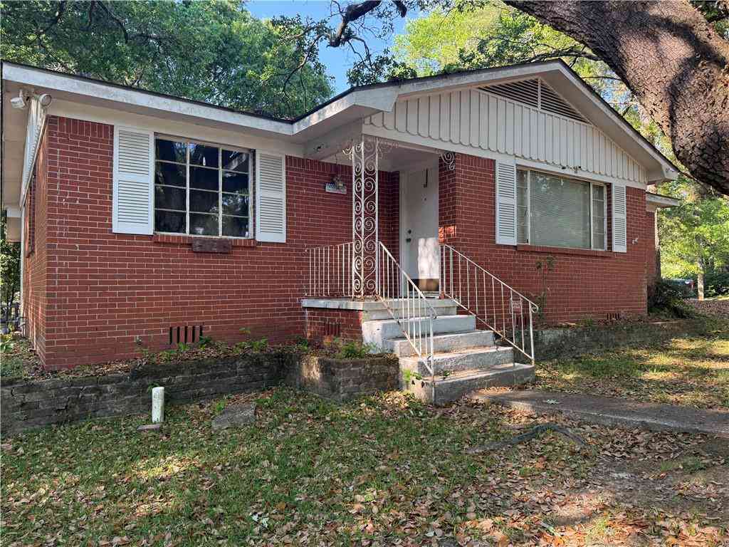 Homes For Sale - 5250 S Marietta Drive<br/> Mobile, AL 36618