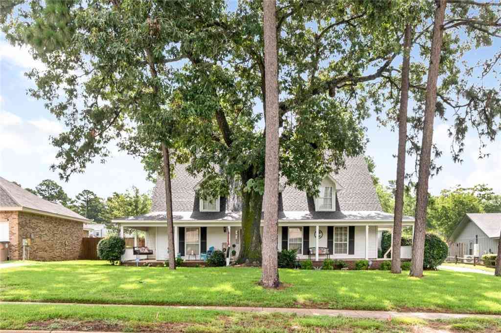 Homes For Sale - 1605 E Sugar Creek Drive<br/> Mobile, AL 36695