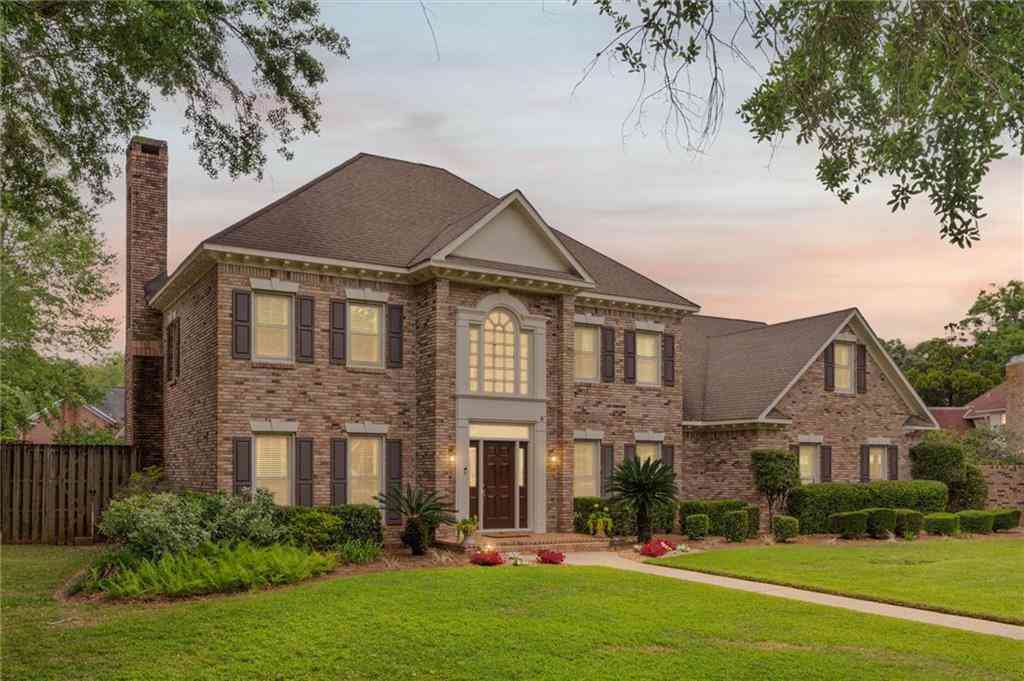Homes For Sale - 1604 Woodspointe Circle<br/> Mobile, AL 36609