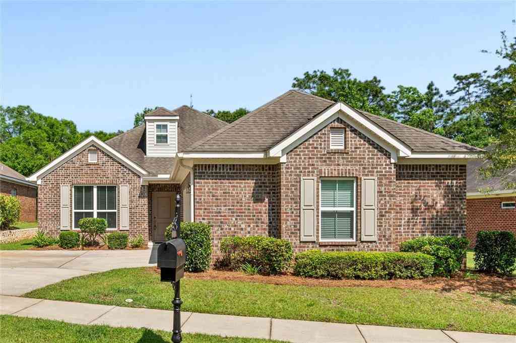 Homes For Sale - 6832 Somerby Lane<br/> Mobile, AL 36695