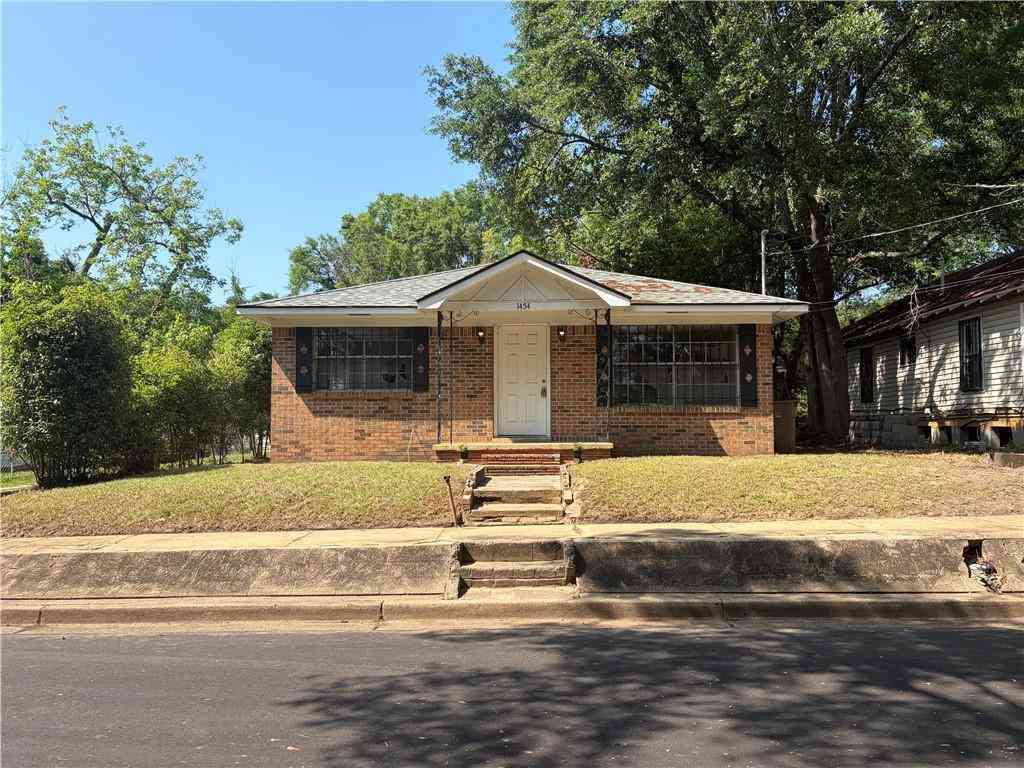 Homes For Sale - 1454 Delusser Street<br/> Mobile, AL 36603