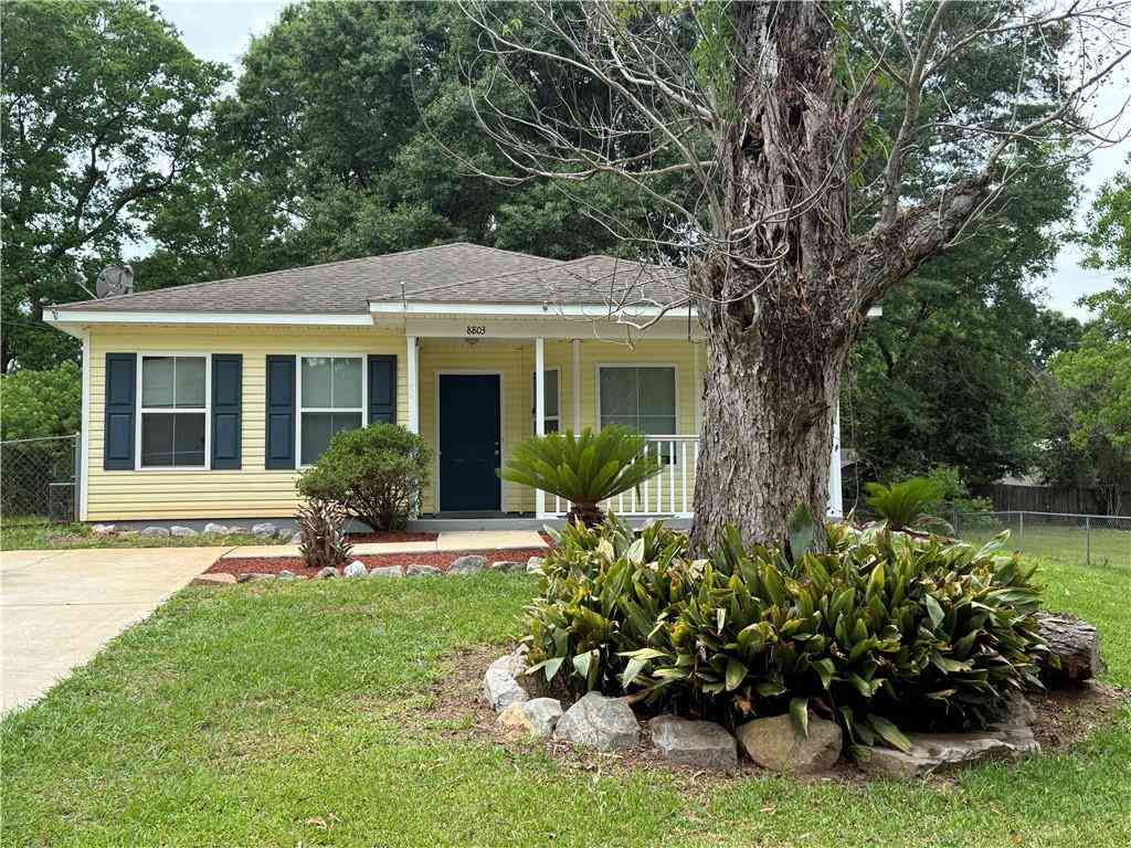 Homes For Sale - 8803 Turner Drive<br/> Citronelle, AL 36522