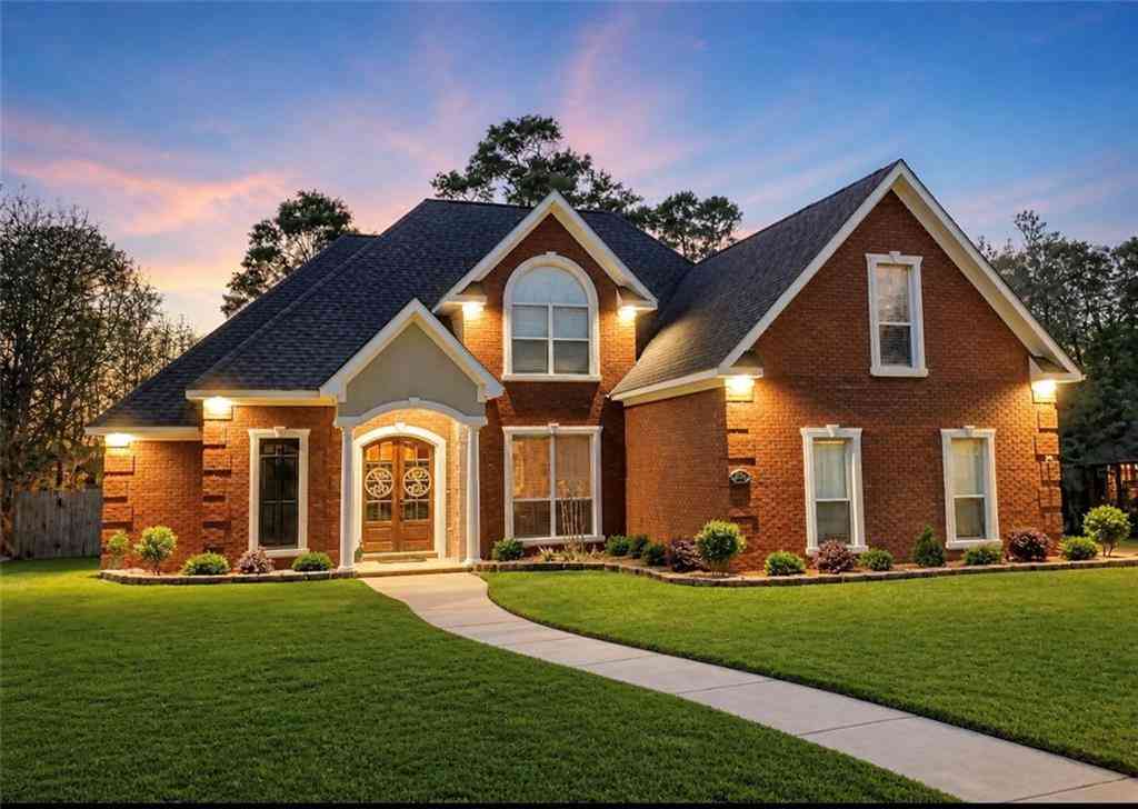 Homes For Sale - 3050 Richmond Drive<br/> Mobile, AL 36695