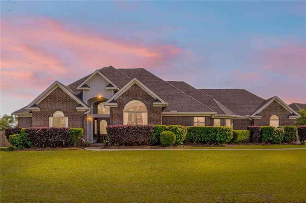 Homes For Sale - 10007 Buttercreme Court<br/> Mobile, AL 36695
