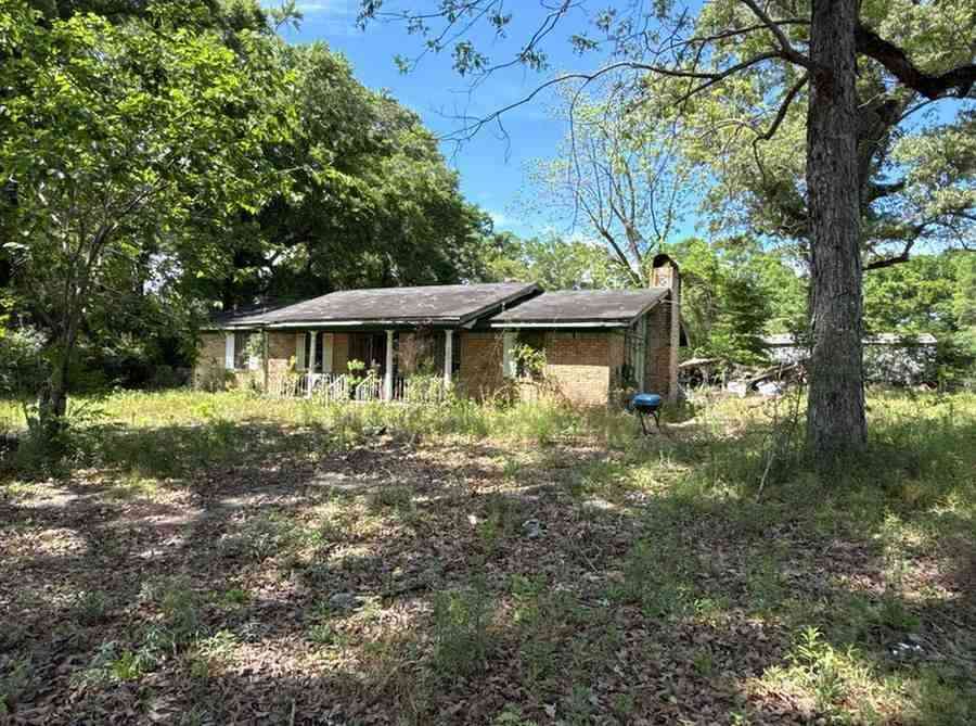 Homes For Sale - 4370 Lott Road<br/> Semmes, AL 36613