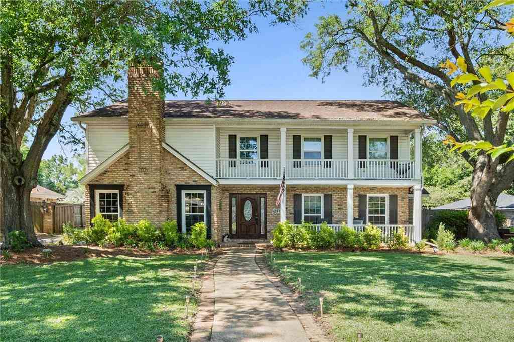 Homes For Sale - 5716 S Vendome Drive<br/> Mobile, AL 36609