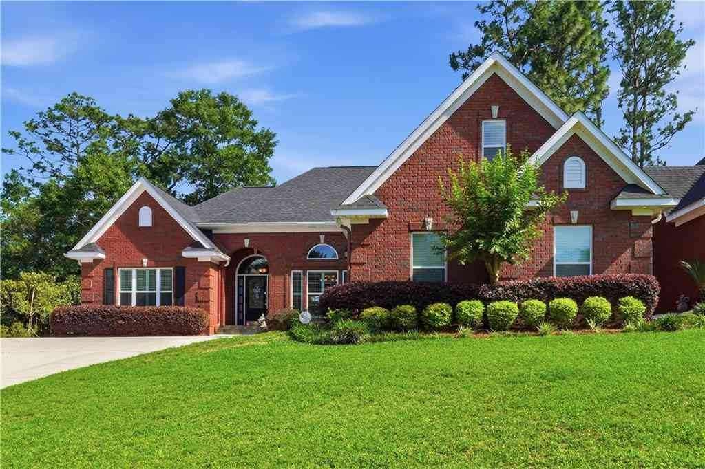 Homes For Sale - 8435 Chapel Hill Court<br/> Mobile, AL 36695