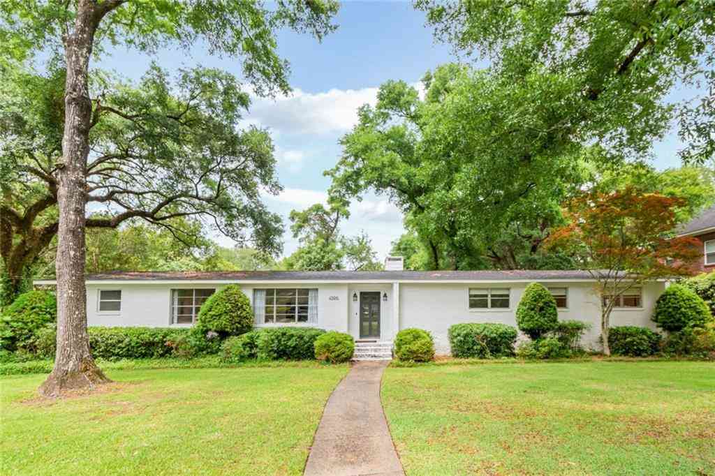 Homes For Sale - 4596 Hawthorne Place<br/> Mobile, AL 36608