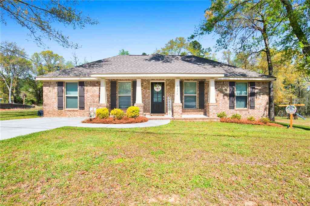 Homes For Sale - 1236 S Timber Creek Drive<br/> Axis, AL 36505