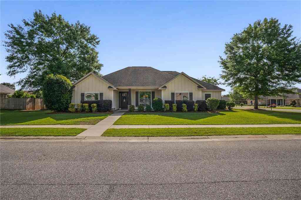 Homes For Sale - 9649 Widgeon Court<br/> Daphne, AL 36526