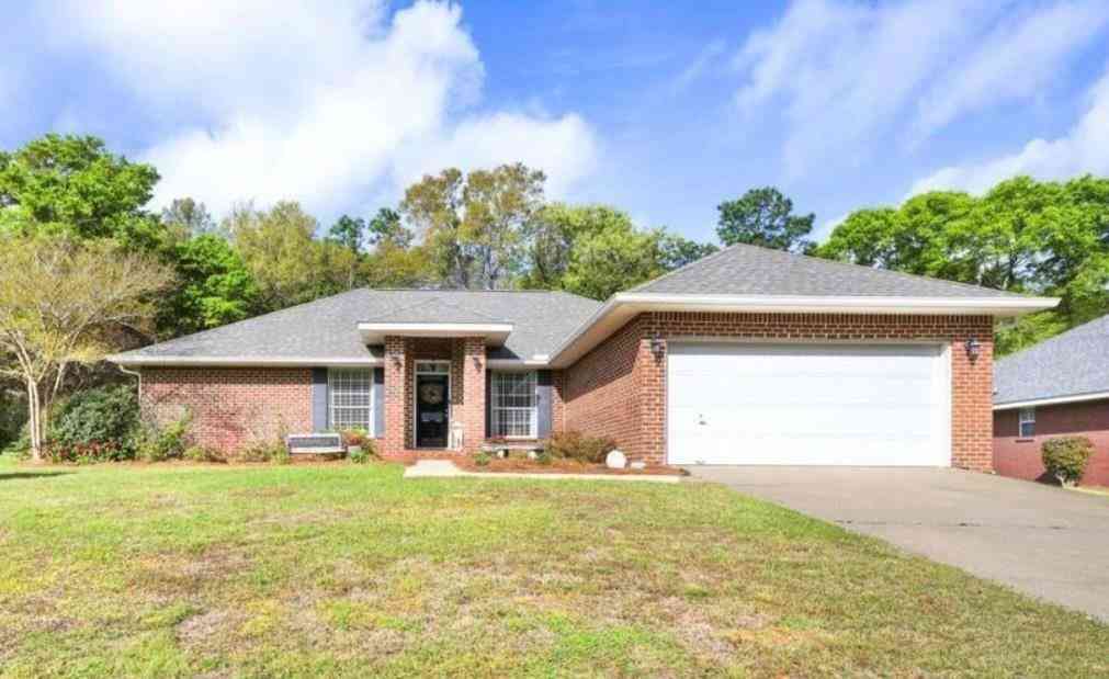 Homes For Sale - 28525 Turkey Branch Drive<br/> Daphne, AL 36526