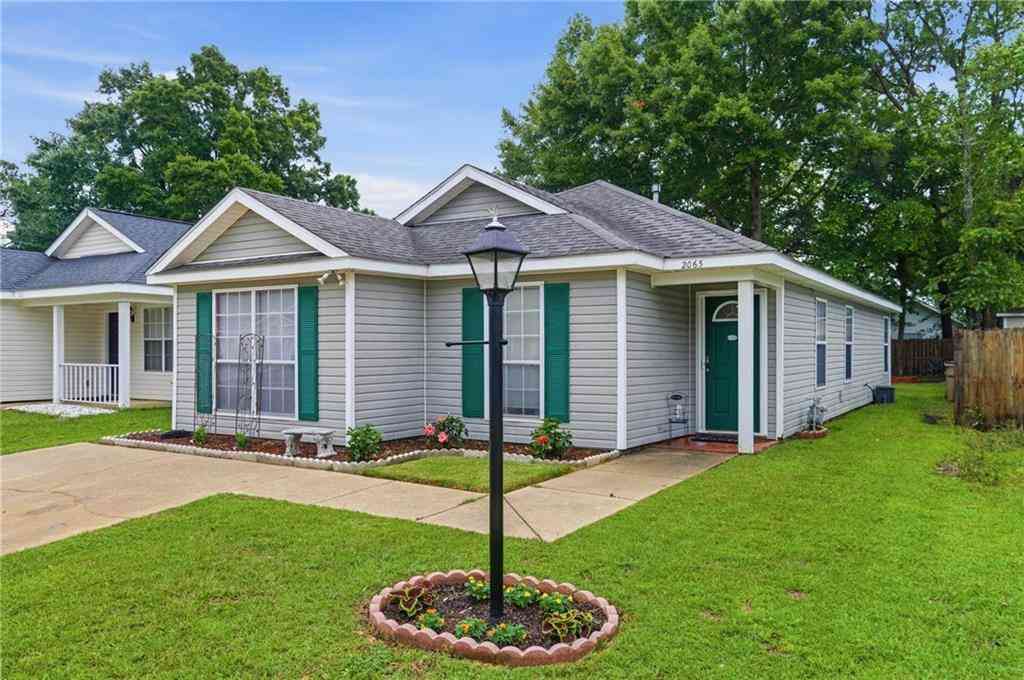 Homes For Sale - 2065 Post Oak Court<br/> Mobile, AL 36695