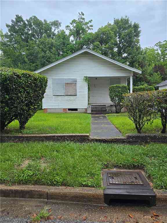 Homes For Sale - 560 Belsaw Avenue<br/> Mobile, AL 36603