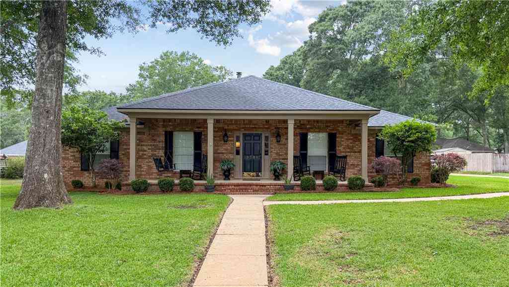 Homes For Sale - 3786 E Arlington Circle<br/> Mobile, AL 36695