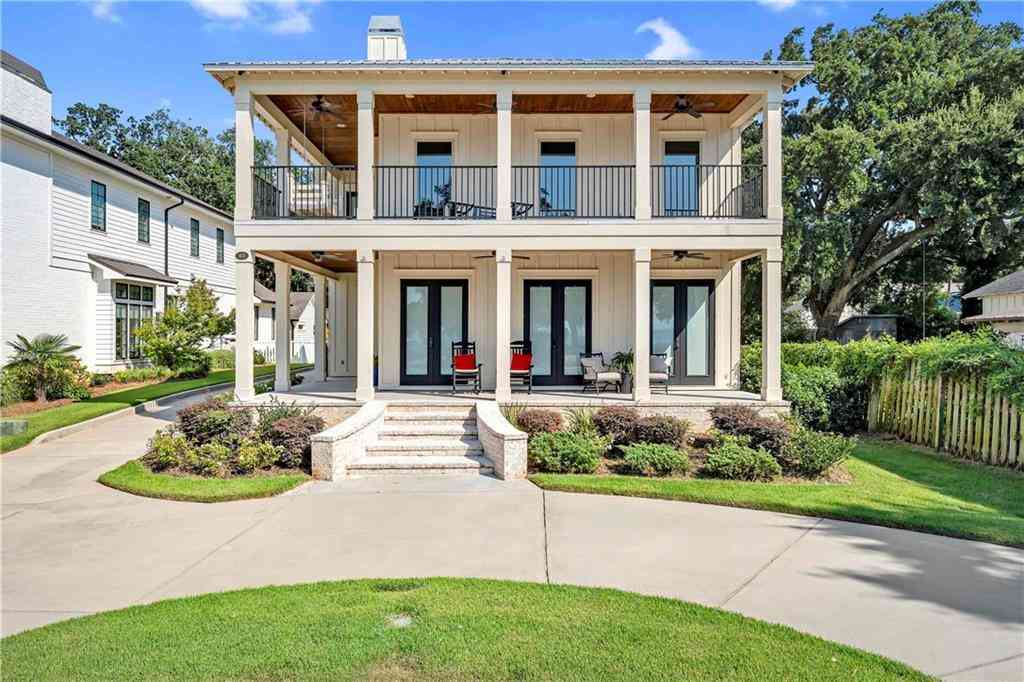 Homes For Sale - 403 Mobile South Street<br/> Fairhope, AL 36532