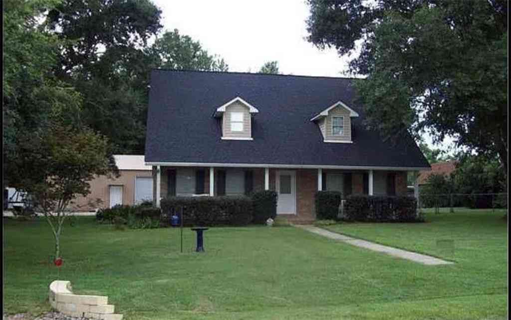 Homes For Sale - 10740 Grand Avenue<br/> Grand Bay, AL 36541