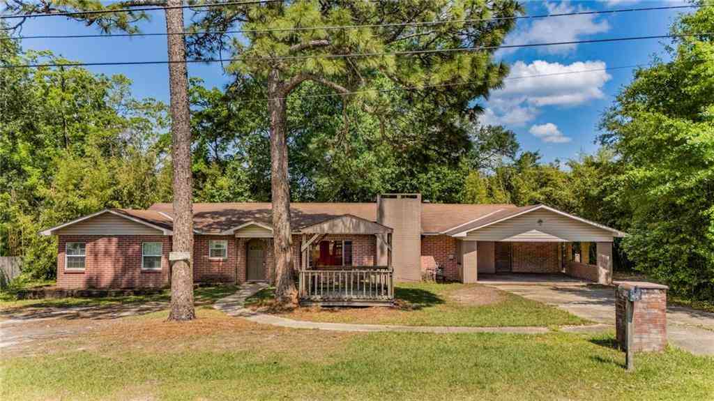 Homes For Sale - 916 Leon Street<br/> Saraland, AL 36571
