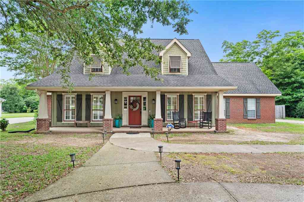 Homes For Sale - 20179 Thompson Hall Road<br/> Fairhope, AL 36532