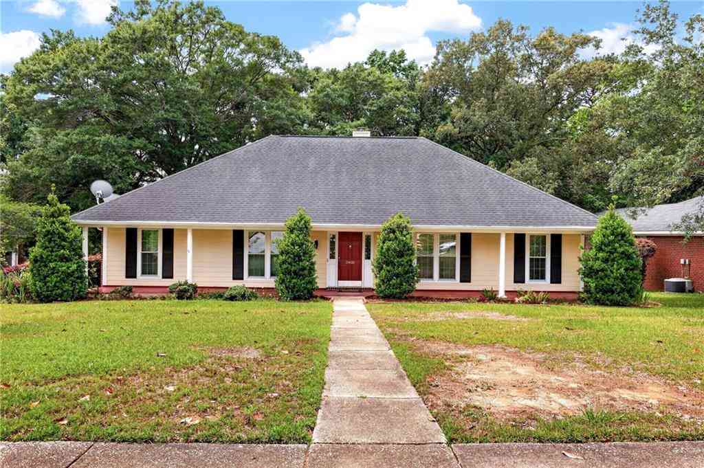 Homes For Sale - 2400 Carrington Drive<br/> Mobile, AL 36695