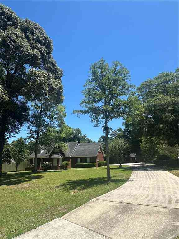 Homes For Sale - 10400 Celeste Road<br/> Saraland, AL 36571