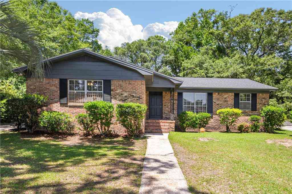 Homes For Sale - 820 Pine Run Road<br/> Mobile, AL 36695