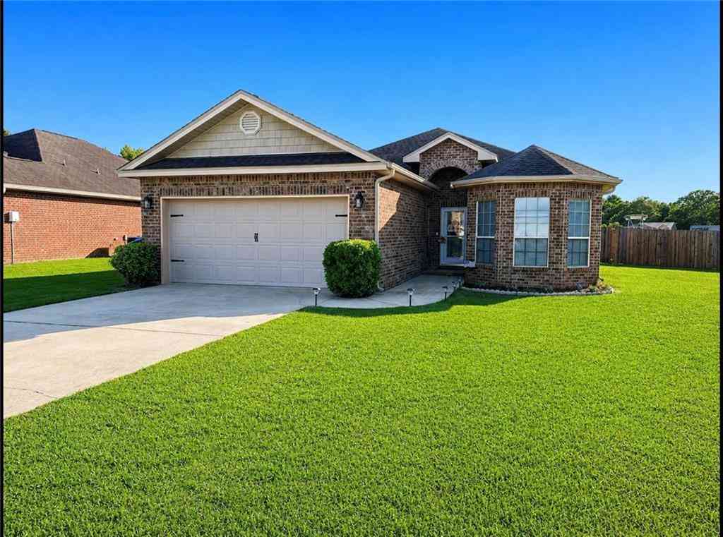 Homes For Sale - 9341 Livingstone Lane<br/> Mobile, AL 36695