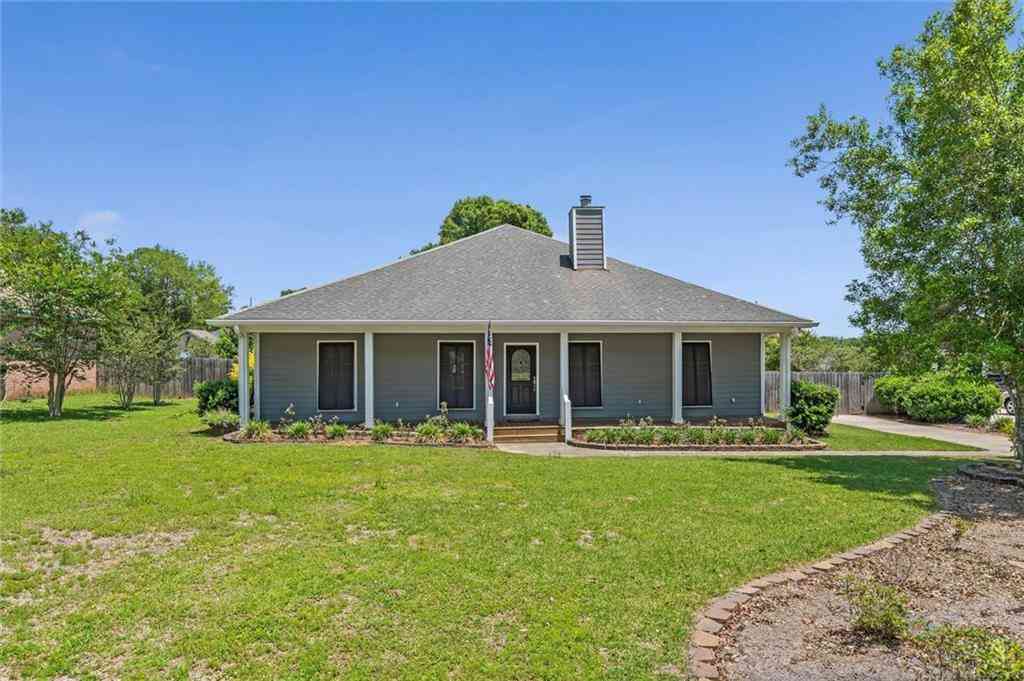 Homes For Sale - 18948 Summer Oaks Place<br/> Fairhope, AL 36532