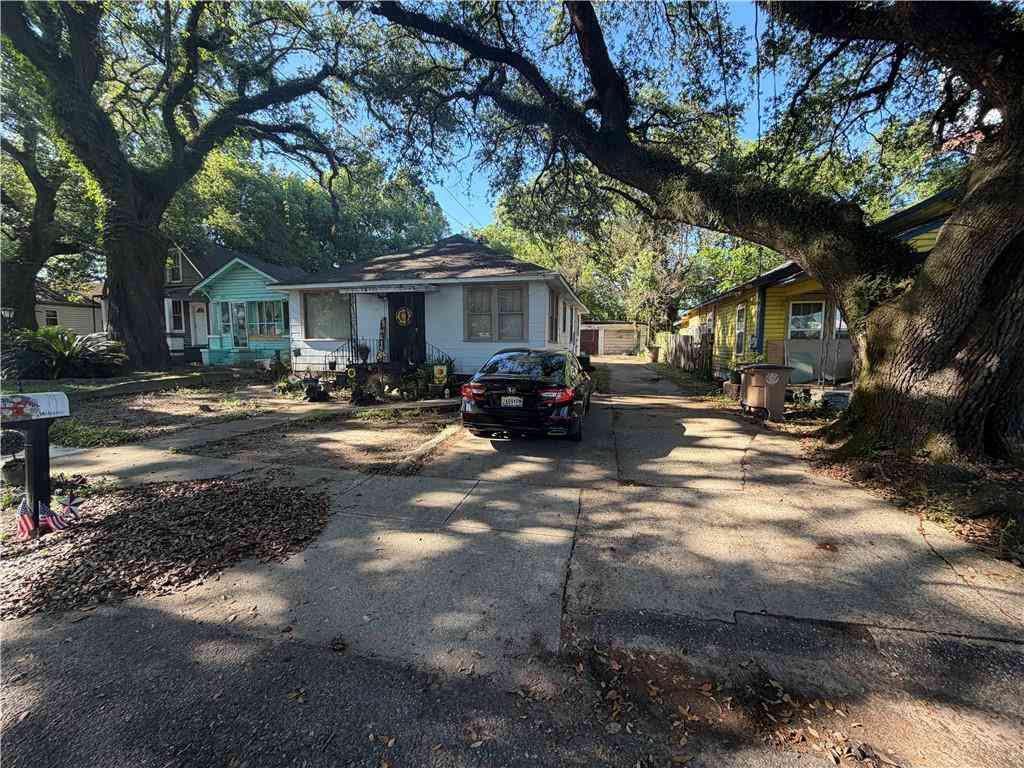 Homes For Sale - 912 Cottrell Street<br/> Mobile, AL 36605
