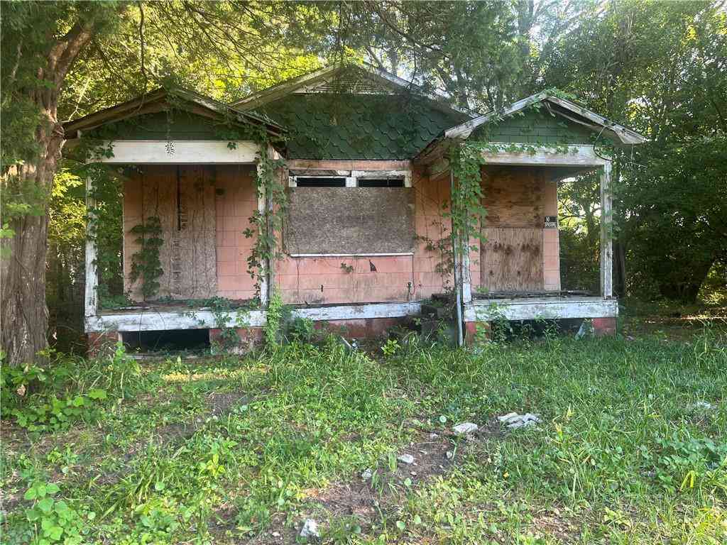 Homes For Sale - 1569 Johnston Street<br/> Mobile, AL 36605