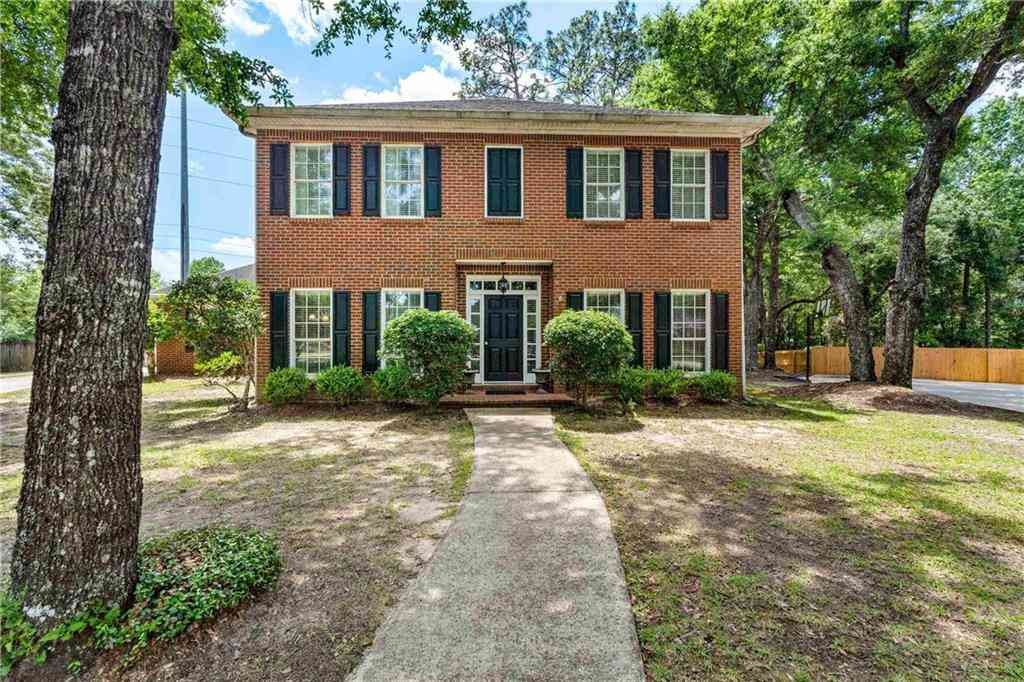 Homes For Sale - 7713 Bedford Court<br/> Mobile, AL 36695
