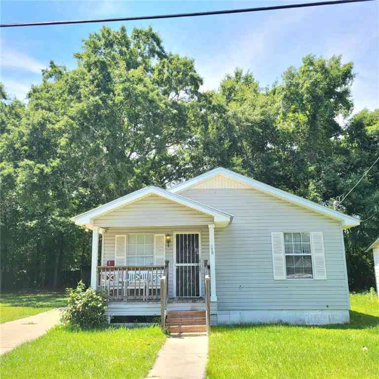 Homes For Sale - 220 Sinclair Avenue<br/> Mobile, AL 36610