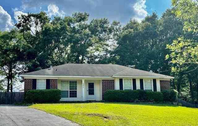 Homes For Rent - 1370 Dulari Court<br/> Mobile, AL 36695