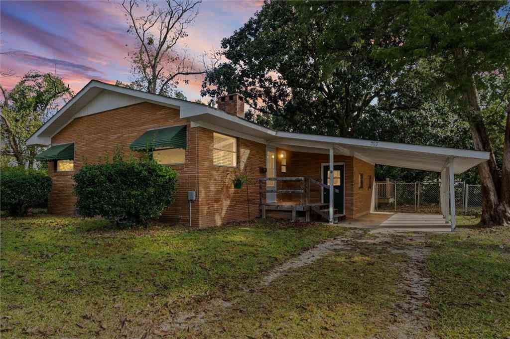 Homes For Sale - 359 Wisteria Street<br/> Fairhope, AL 36532