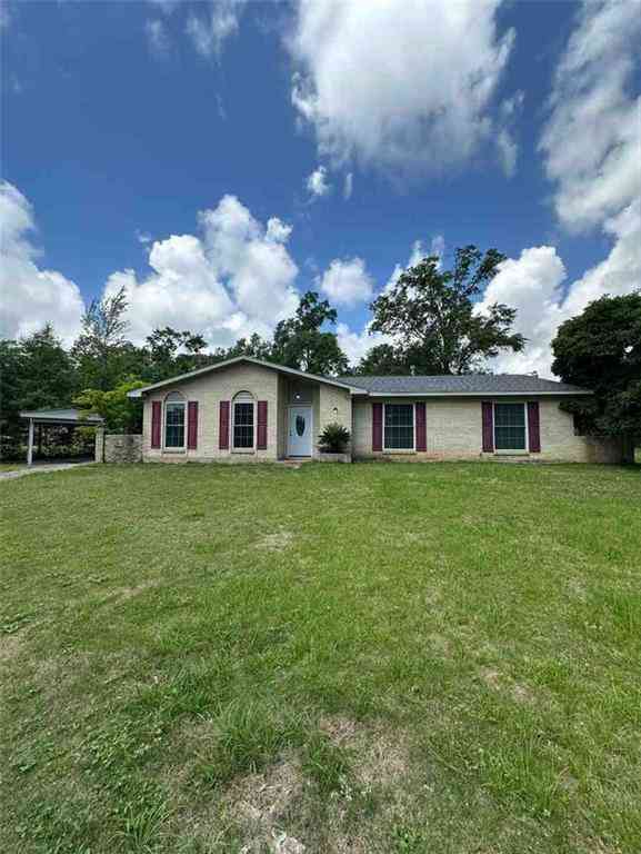Homes For Sale - 5361 Larchmont Drive<br/> Mobile, AL 36693