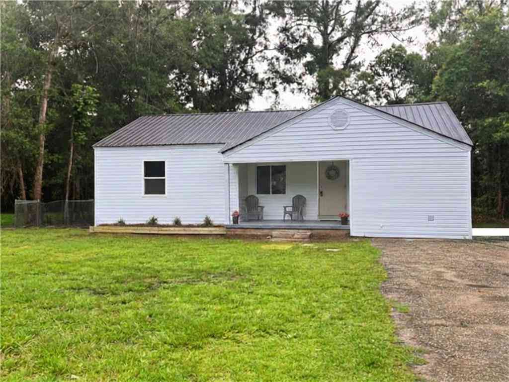 Homes For Sale - 1767 Pake Avenue<br/> Mobile, AL 36605