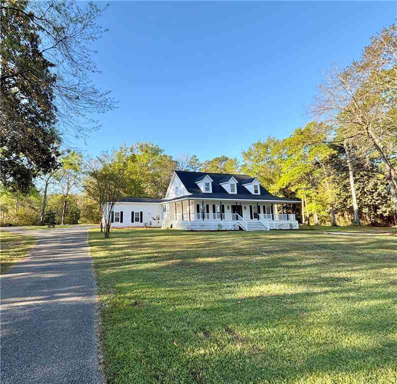 Homes For Sale - 3875 Patricia Drive<br/> Mobile, AL 36619